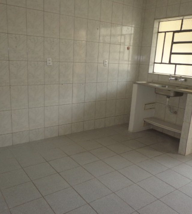 C1052 17.JPG
